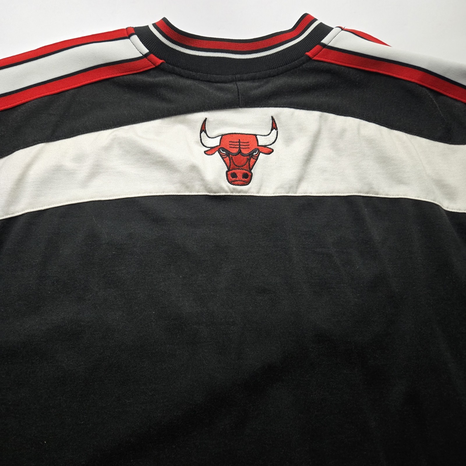 img_1771386565663_4-1.jpeg Nike Team Sports Chicago Bulls Shooting Shirt XL Warmup Jersey Last Dance VTG - Image 5