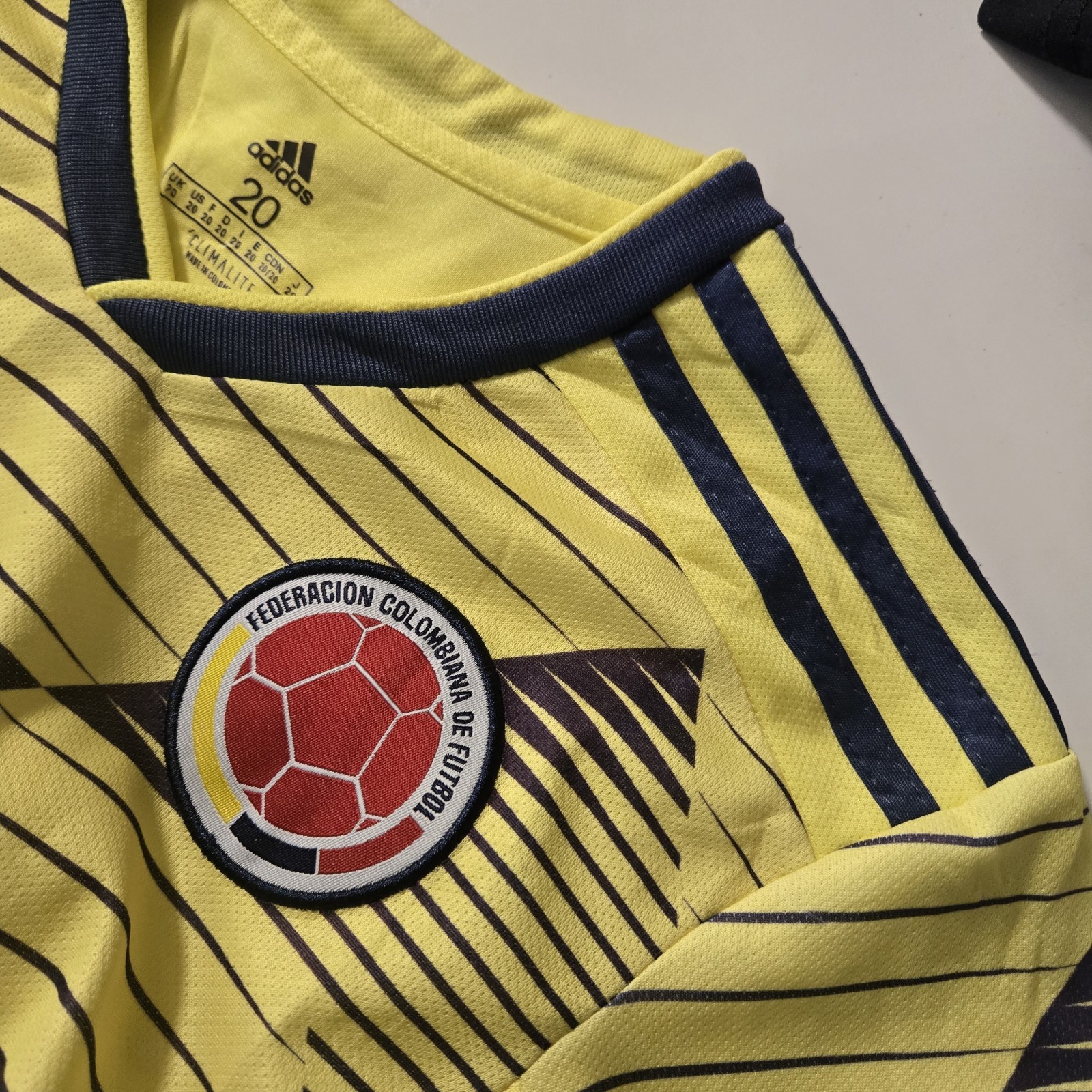 img_1771386577068_4-1.jpeg Colombia Jersey Mens Home Soccer Adidas Size 20 2019 READ - Image 5