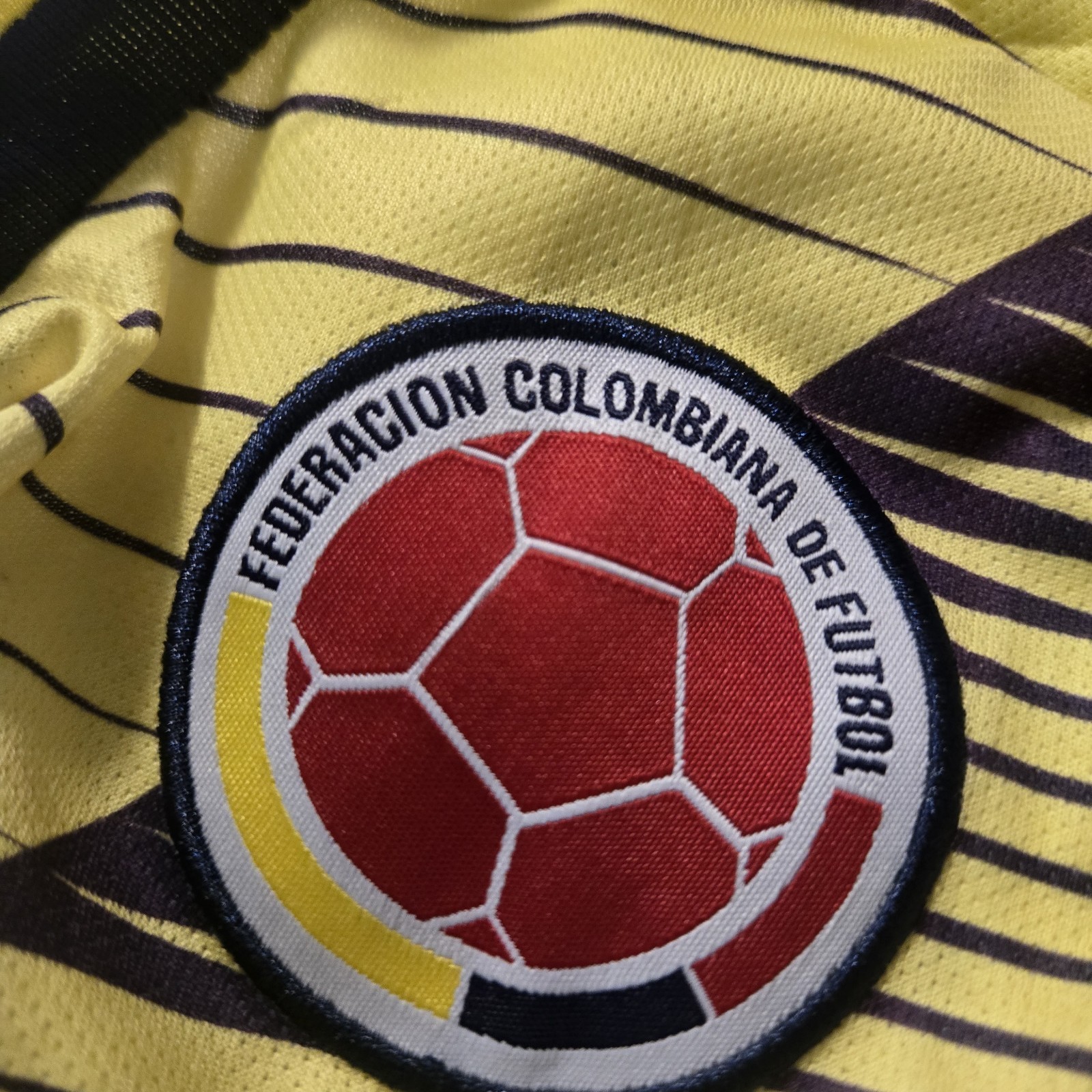 img_1771386578264_5-1.jpeg Colombia Jersey Mens Home Soccer Adidas Size 20 2019 READ - Image 6