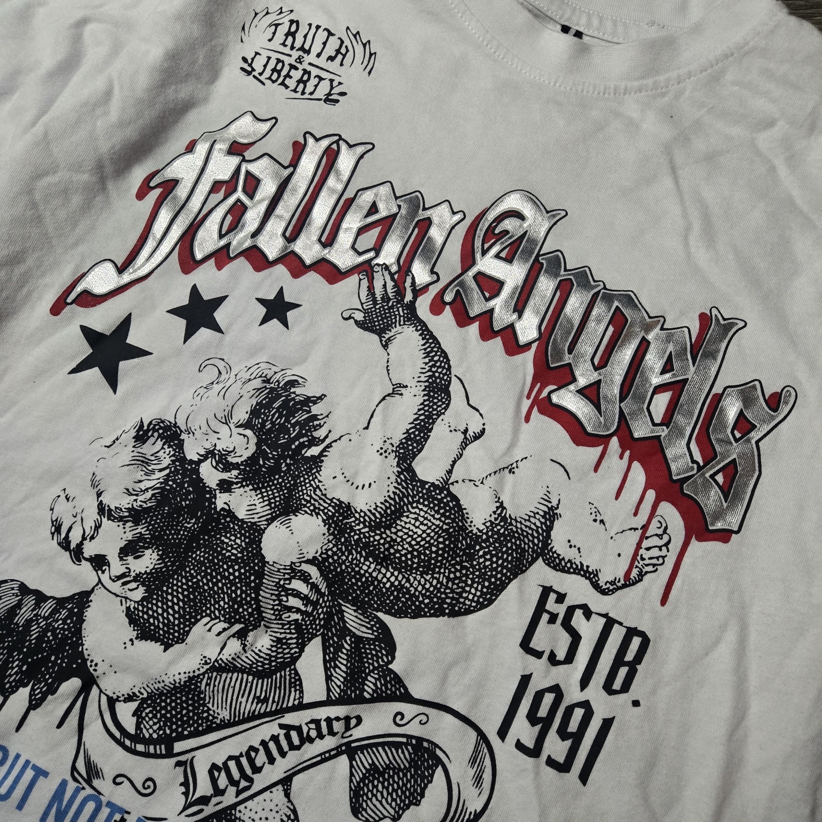 img_1771443367421_1-1.jpeg Southpole Premium Shirt Boys Size M 12-14 White Y2K Punk Falling Angel - Image 2