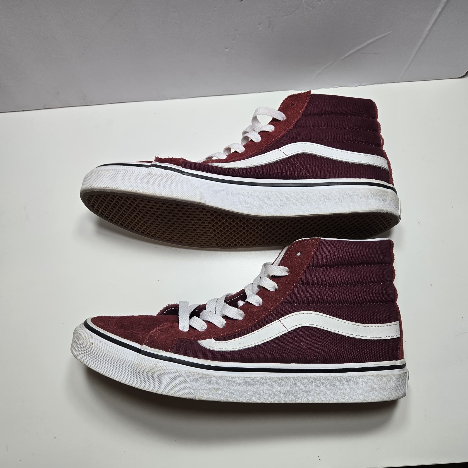 img_1771443679506_0-1.jpeg Vans Unisex Sk8 Hi 721278 Red Casual Shoes Sneakers Size M 6.5