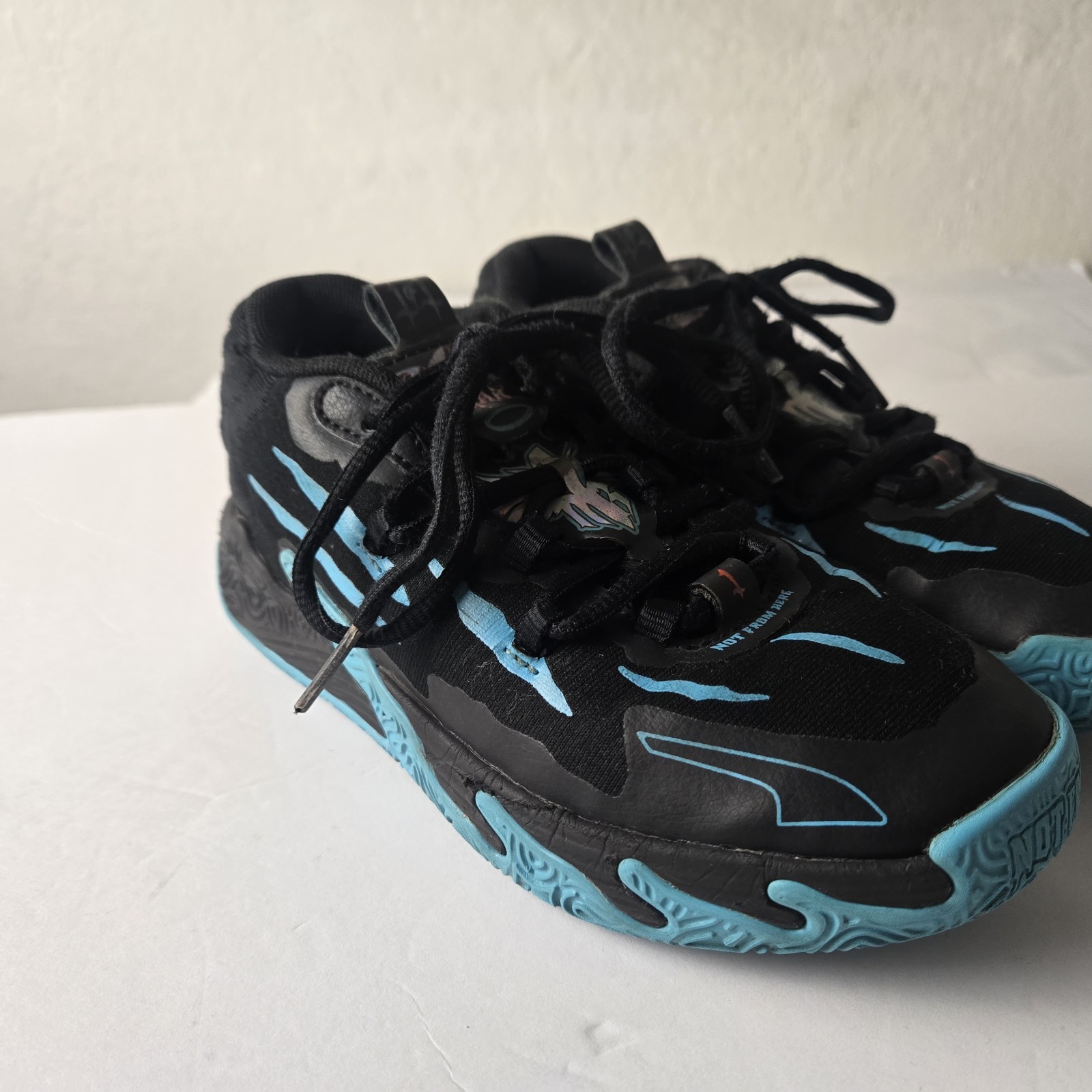 img_1771443701059_5-1.jpeg Puma MB.03 Melo Basketball Shoes Mens Size 1C Blue Hive Black 379221-01 - Image 6