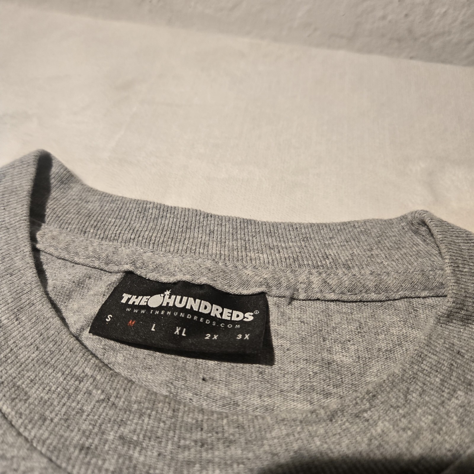 img_1771445289221_3-1.jpeg The Hundreds Men’s sz Medium Cursive Logo Grey T Shirt Skateboard Los Angeles - Image 4