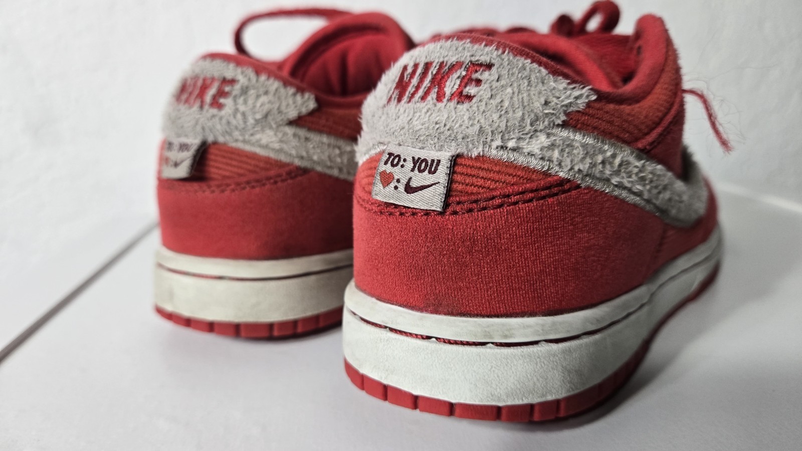 img_1771451494318_2-1.jpeg Nike Dunk Low Valentines Day PS Size 1 Red White Sneakers Shoes FZ3549-612 - Image 3