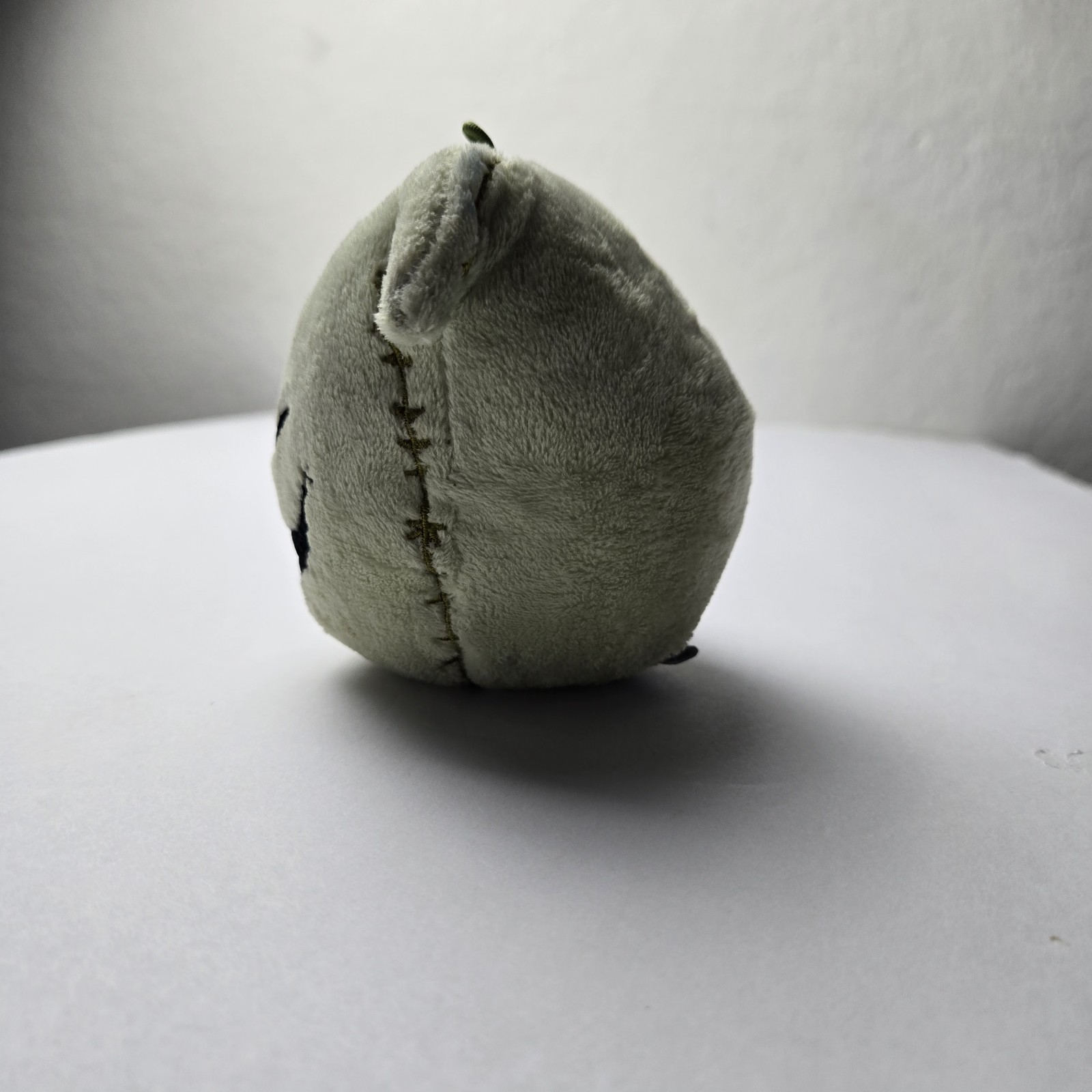 img_1771451593832_1-1.jpeg HALLMARK FLUFFBALL OOGIE BOOGIE THE NIGHTMARE BEFORE CHRISTMAS ROUND PLUSH - Image 2