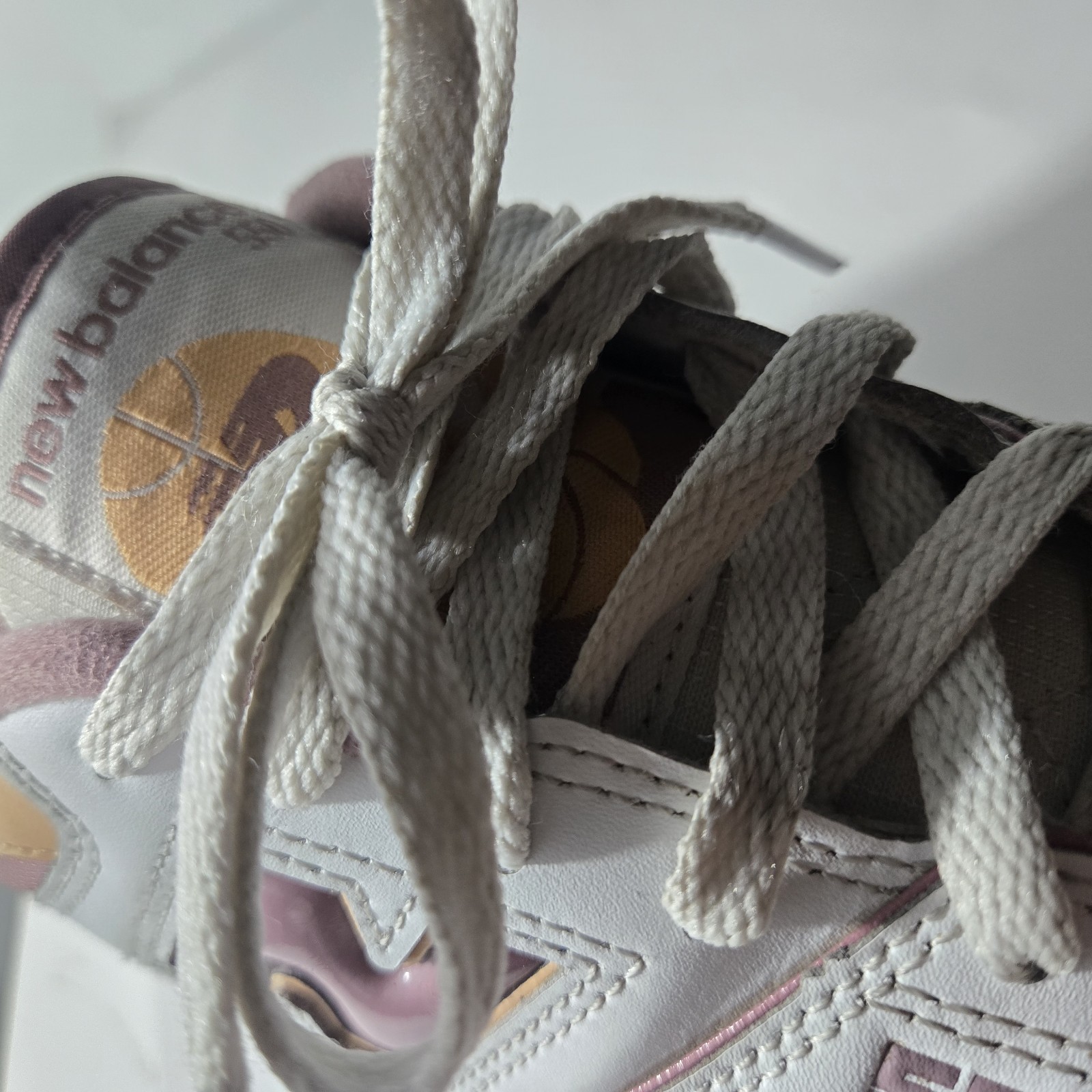 img_1771527856586_3-1.jpeg New Balance Women's 550 U.S. Size 9 - Image 4