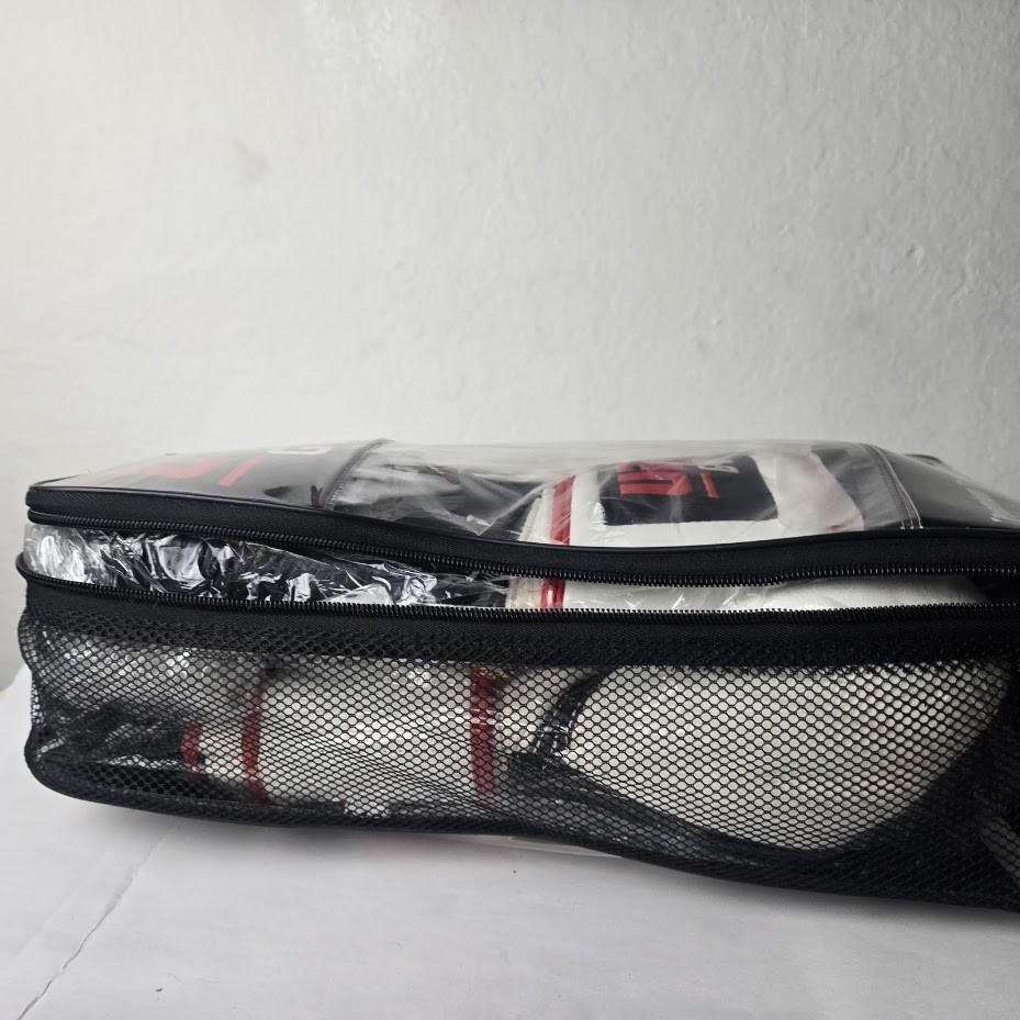 img_1771527947021_4-1.jpeg UFC Gym Unisex 14 OZ Premium Training Sparring Gloves Black Brand New - Image 5