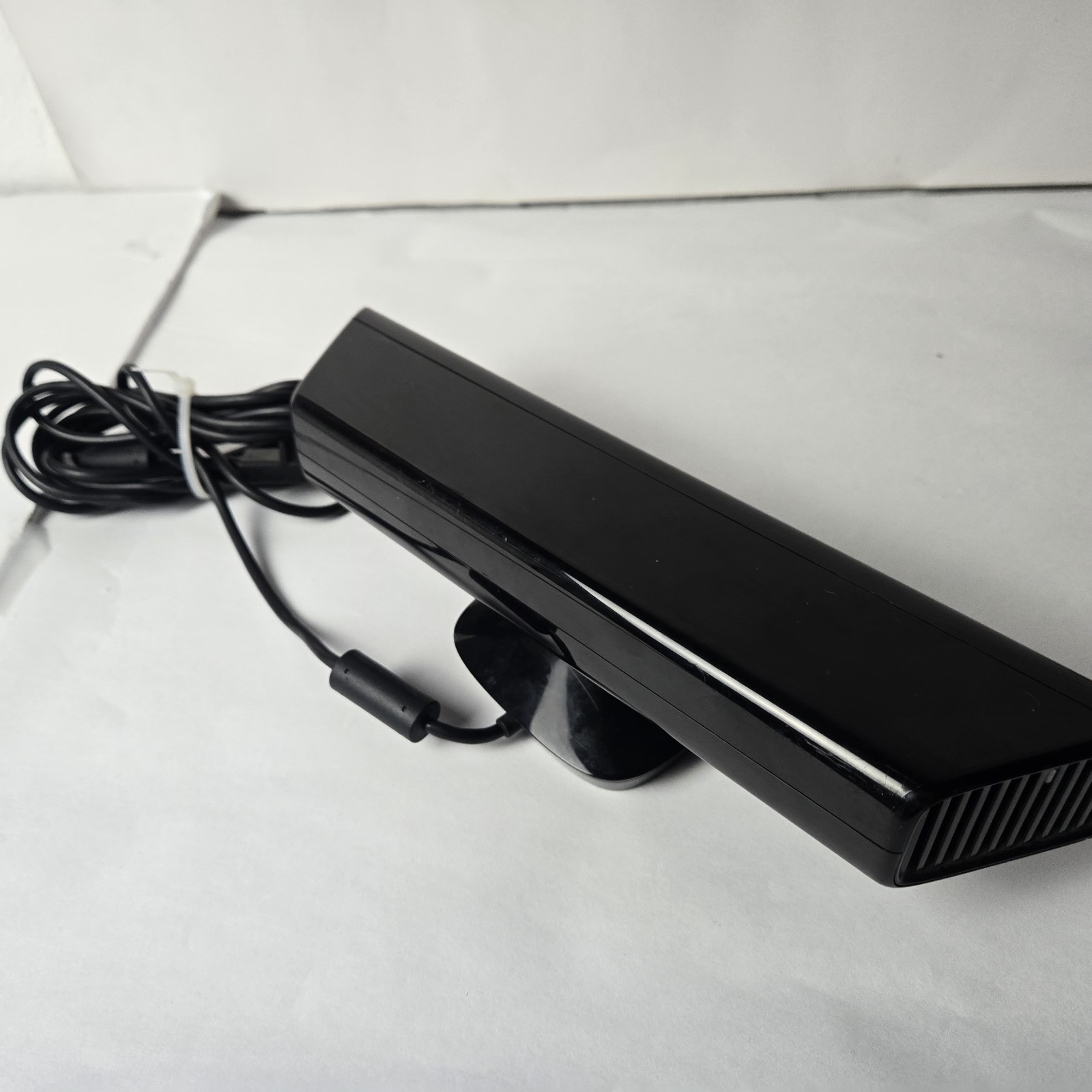 img_1771528706115_5-1.jpeg Microsoft Xbox 360 Kinect Motion Sensor Bar Model 1414 - Black Pre Owned - Image 6