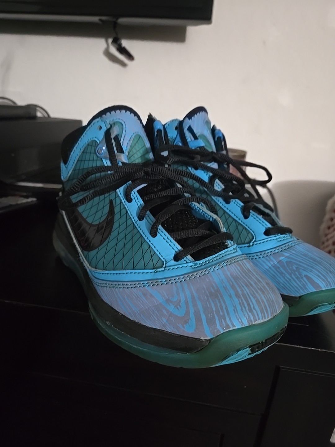 img_1771622478975_1-1.jpeg Size 4.5Y- Nike Air Max LeBron 7 Retro QS 2020 All Star - Image 2